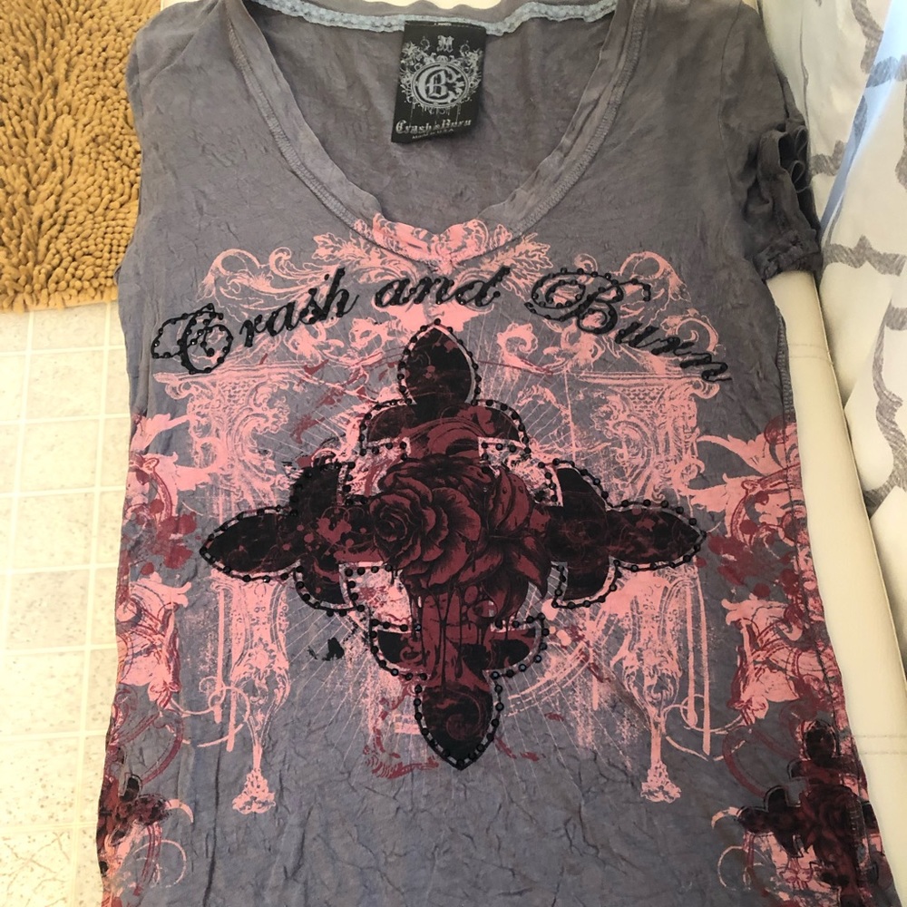 Crash and Burn Fleur De Lis Shirt, size M